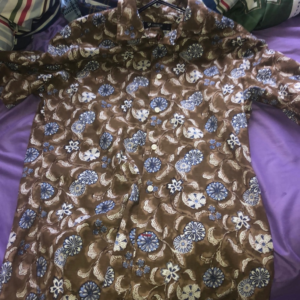 Men’s casual shirt